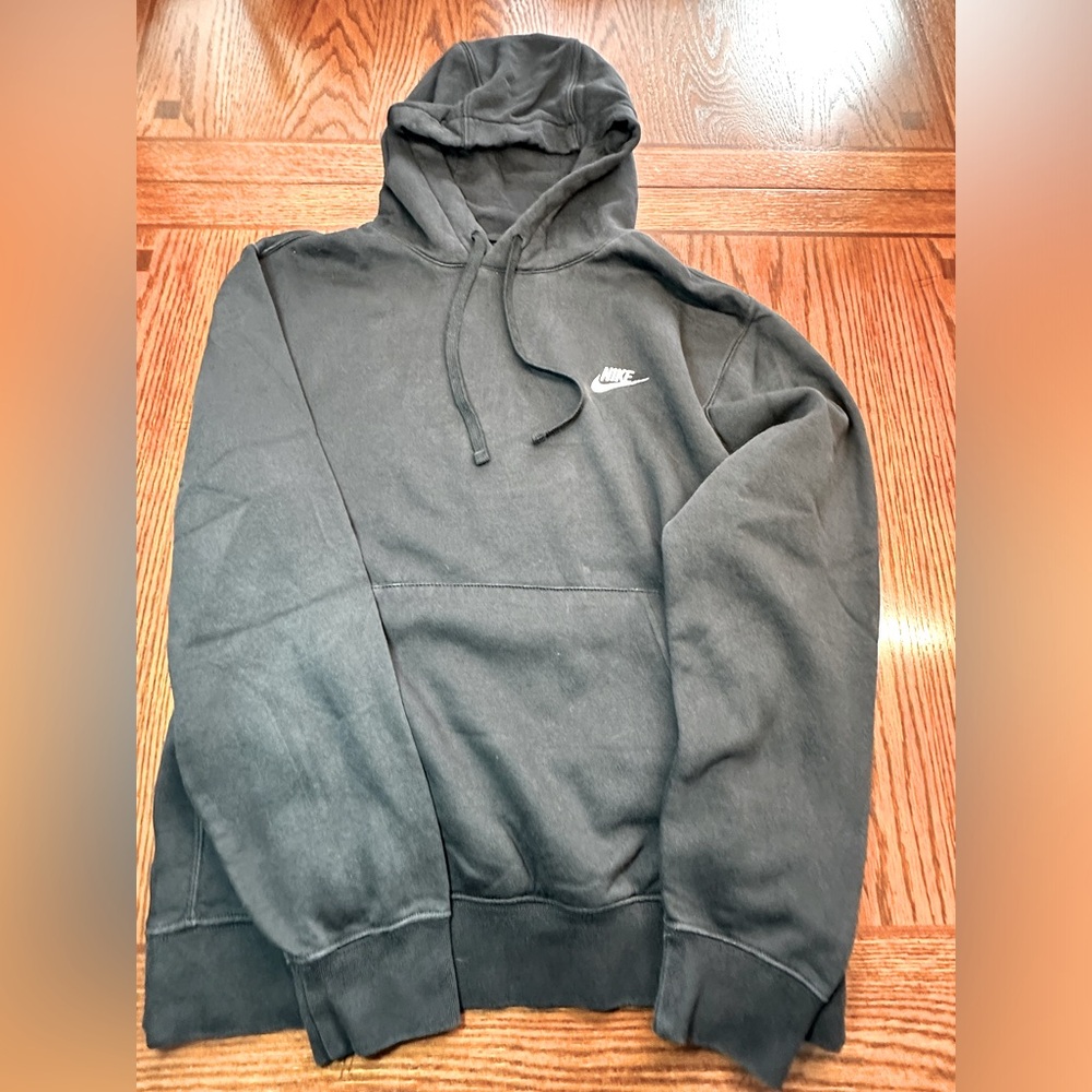 Men’s Nike club fleece hoodie